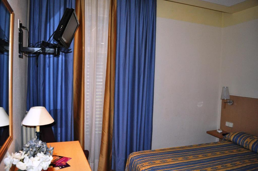 Hotel Espana Guadalajara Room photo